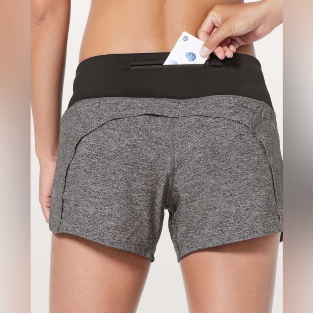 Lululemon Run Times Short II *4" (size 6)